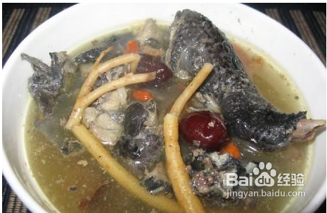药膳乌鸡汤